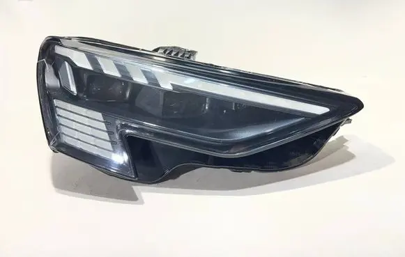 Audi A3 8Y Headlight/headlamp 8Y0941036F