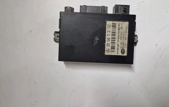 Mercedes-Benz Vito Viano W639 Tow bar trailer control unit/module 0315457232