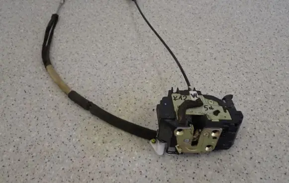 Nissan Micra Rear door lock 