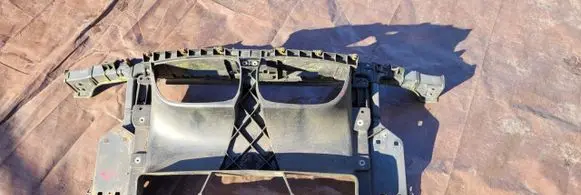 BMW 1 E81 E87 Front piece kit 51647058593