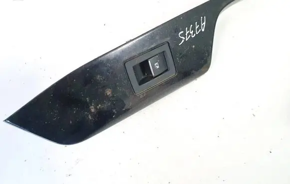Toyota C-HR I Electric window control switch 74231f4010 74231-f4010