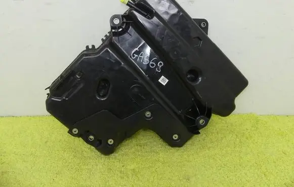 Volkswagen Multivan T7 AdBlue liquid reservoir 7LA131877E 0444040051 5WA131969