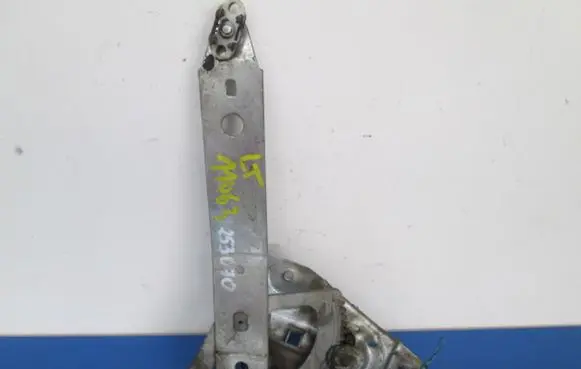 Opel Kadett E Rear door window regulator with motor