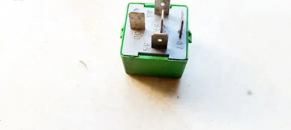 Peugeot 406 Other relay 12V35A03531