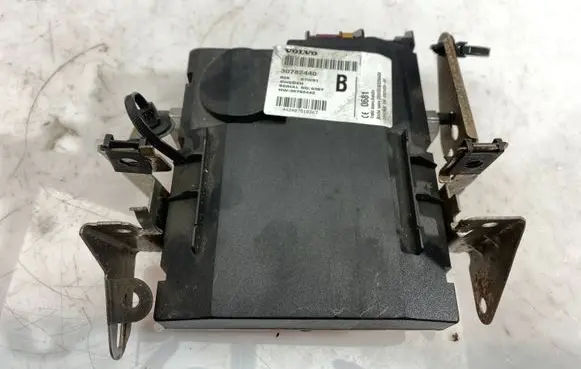 Volvo V70 Other control units/modules 30782440 30782442