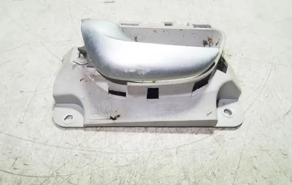 Volvo S80 Front door interior handle 09170045