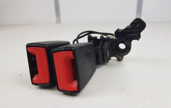 Audi A3 S3 8V Rear seatbelt buckle 8V0857739