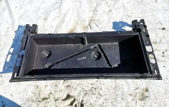 Toyota Avensis T270 Other trunk/boot trim element 6499105030 64991-05030
