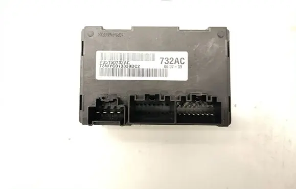 Jeep Grand Cherokee Gearbox control unit/module P05150732AC