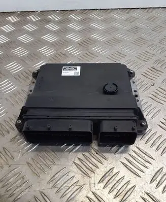 Toyota Prius (XW30) Engine control unit/module 8966147280 2753007393
