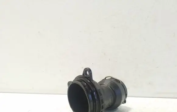 Volkswagen Tiguan Engine coolant pipe/hose