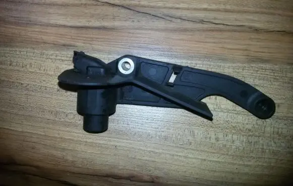 Peugeot 206 Crankshaft position sensor 9625423880