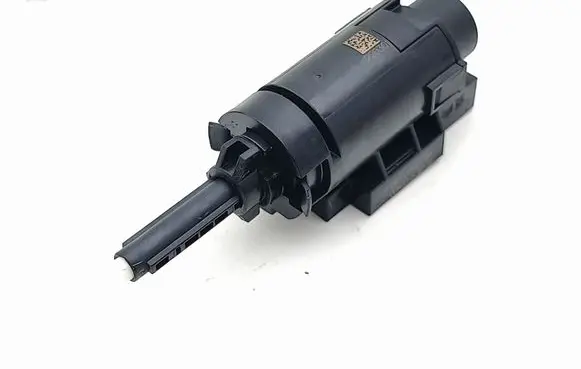 Peugeot 308 Brake pedal sensor switch 9813503180