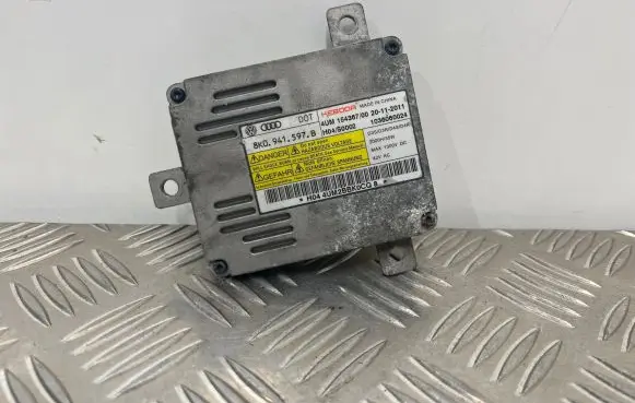 Headlight ballast module Xenon