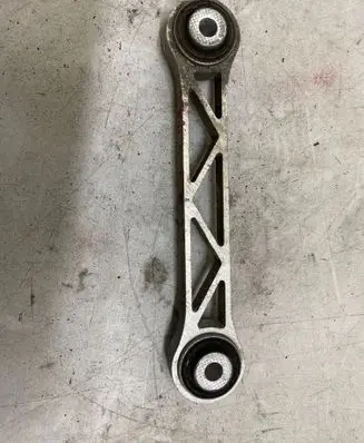 Tesla Model X Rear control arm 102142000B 820260944