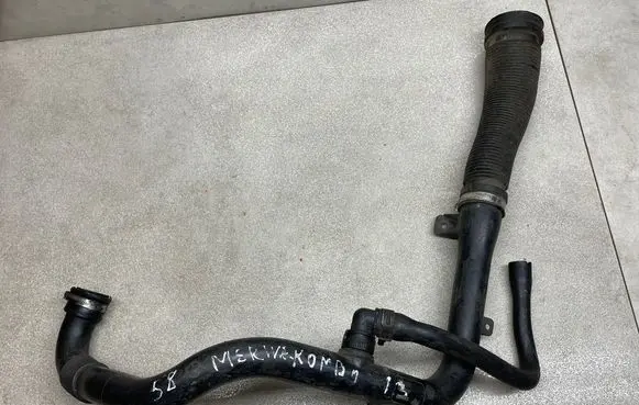 Opel Meriva A Intercooler hose/pipe 55354956