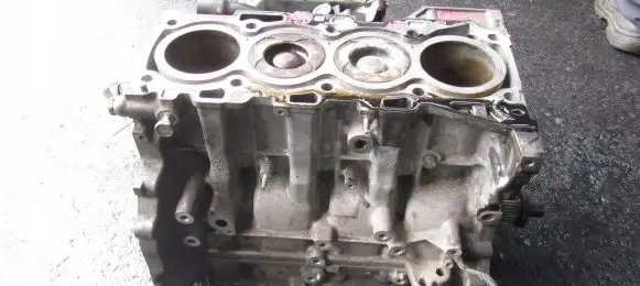 Toyota Avensis T270 Engine block 1AD