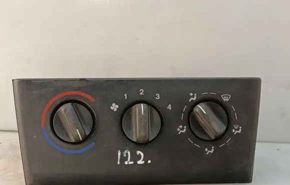 Opel Vectra B Climate control unit 90463845
