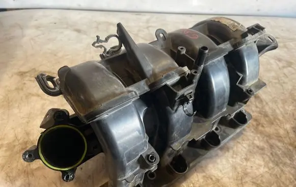 Opel Astra J Intake manifold 55584975 0261230282 55573248
