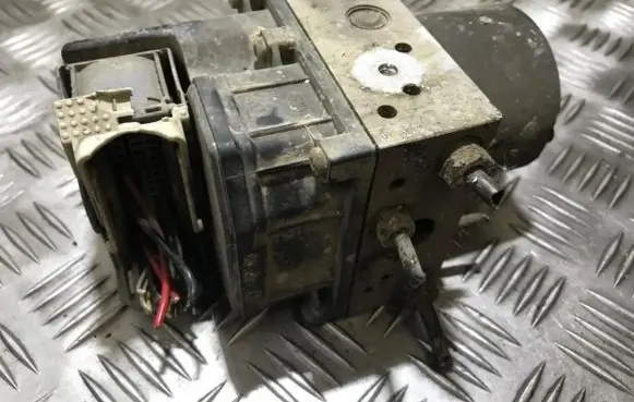 Ford Mondeo Mk III ABS Pump 0265800007 291065