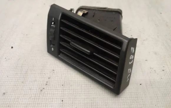 BMW X3 E83 Dash center air vent grill 3400076