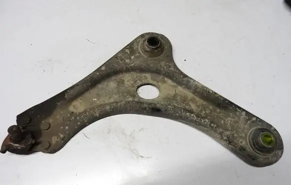 Peugeot 208 Rear control arm 44564t3r4444