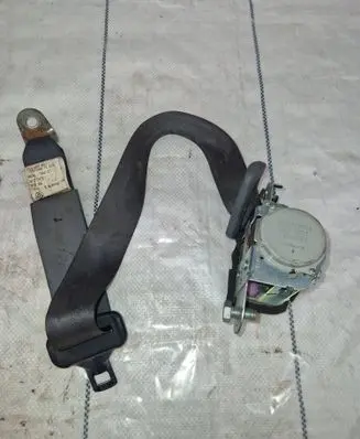 Ford Ranger Rear seatbelt T86218t