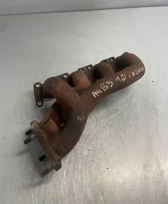 Audi A4 S4 B5 8D Exhaust manifold 058253033