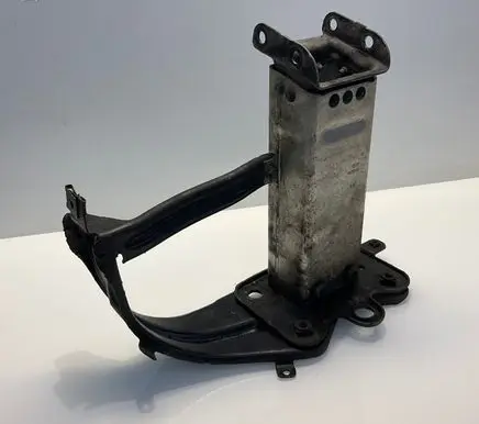 Mercedes-Benz E W211 Front bumper shock/impact absorber A2116200795 2116200795