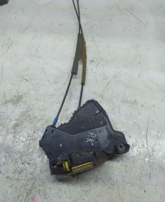 Toyota Corolla E120 E130 Front door lock