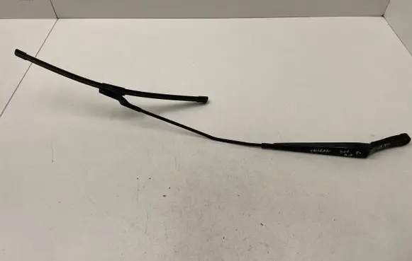 Volkswagen Touran II Windshield/front glass wiper blade 