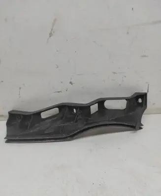 Volkswagen PASSAT B6 Front bumper mounting bracket 3C0807890