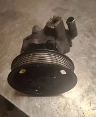 Audi A6 S6 C6 4F Power steering pump 4F0145156B 7651955139