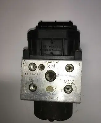 Nissan Navara D40 ABS Pump 47660VK310 11000031300