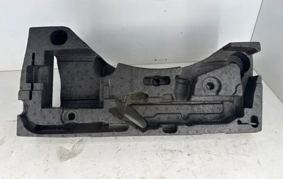 Volkswagen PASSAT B6 Tool box 3C5012115D