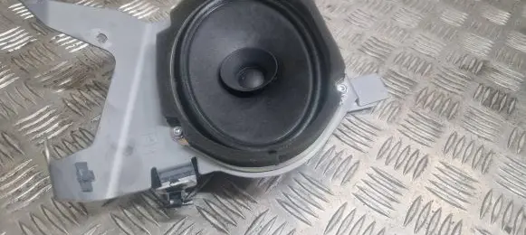 Mazda 5 Parcel shelf speaker C24366960