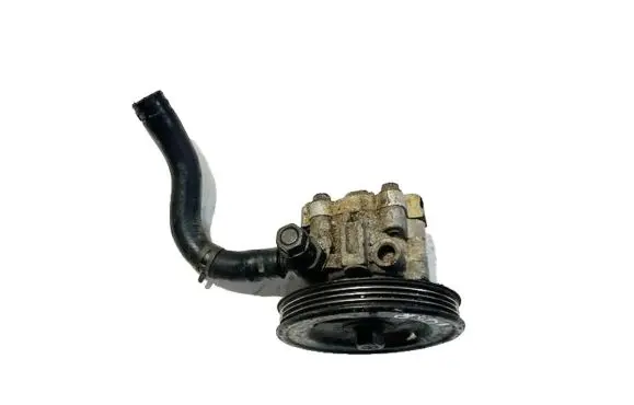 Mitsubishi Pajero Sport I Power steering pump MR448507 54201061