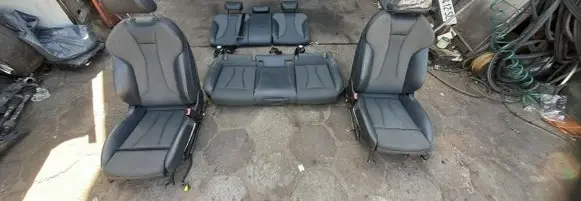Seat set