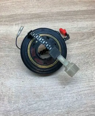 Volkswagen Golf III Airbag slip ring squib (SRS ring) 1H0959653