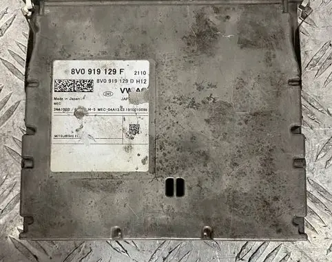 Volkswagen PASSAT B8 Other control units/modules 8V0919129F MEC04A13