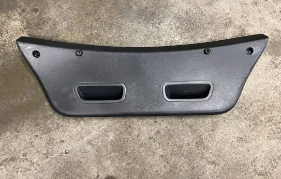 Tailgate trim
