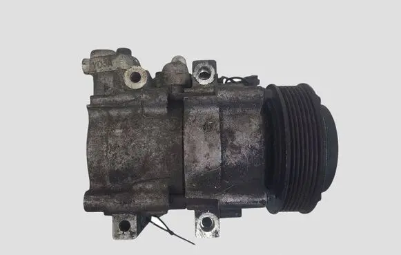 KIA Sorento Air conditioning (A/C) compressor (pump) 977013E300