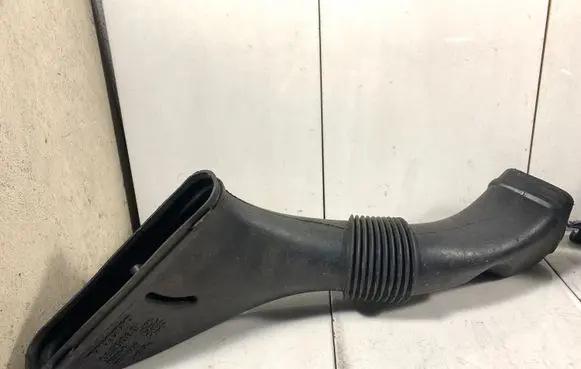 Volvo S80 Air intake duct part 8626060