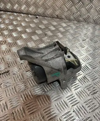Audi A4 S4 B9 Engine mount vacuum valve 8W0199372CC