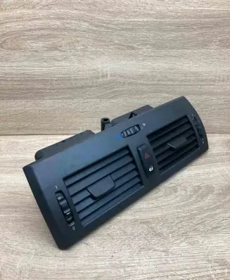 BMW X3 E83 Dash center air vent grill 3400074 251222062