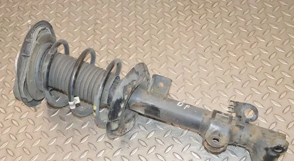 Mercedes-Benz CLS C218 X218 Front shock absorber/damper A2183206313
