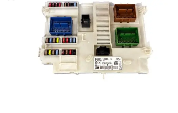 Volvo XC70 Fuse module CG9T14C256FA 31314511AB 3659AF01125TP