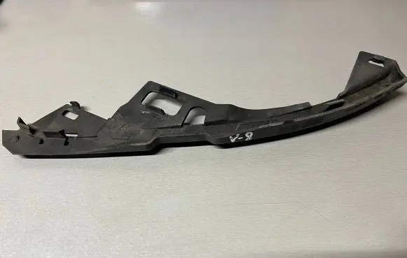 Volvo V50 Front bumper mounting bracket 30744957
