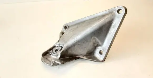 BMW 5 E60 E61 Engine mounting bracket 2211676114901 AC46000DF