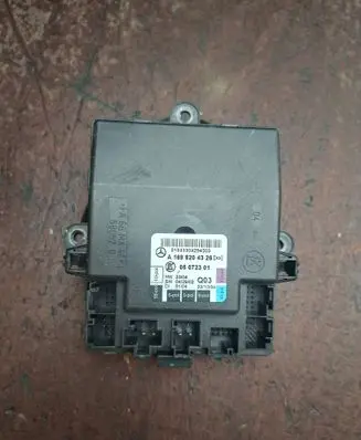 Mercedes-Benz A W169 Door control unit/module A1698204326 01042304294303 05072301
